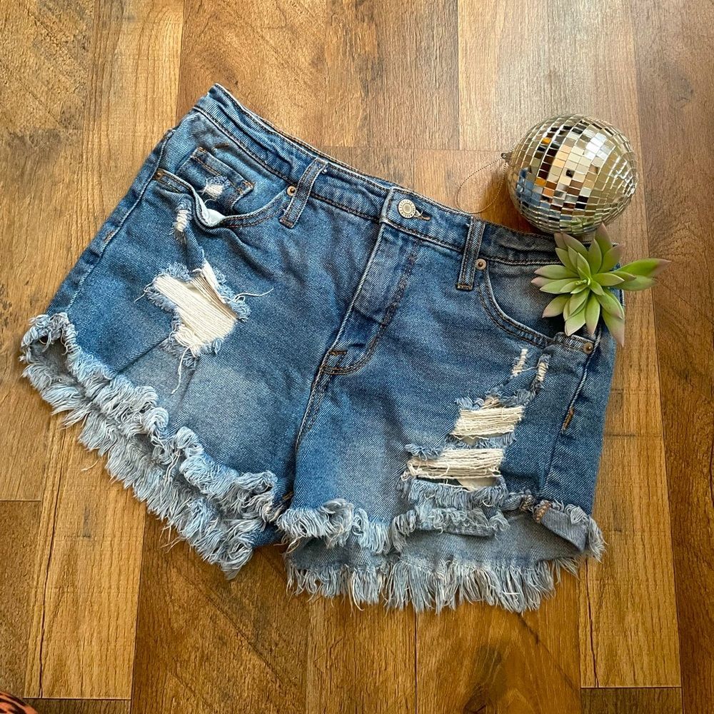 Distressed Cut Off Jean Shorts Hi Rise